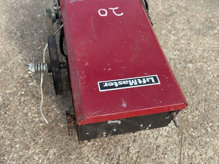 2016-lift-master-logic-5.0-overhead-door-motor-image-4