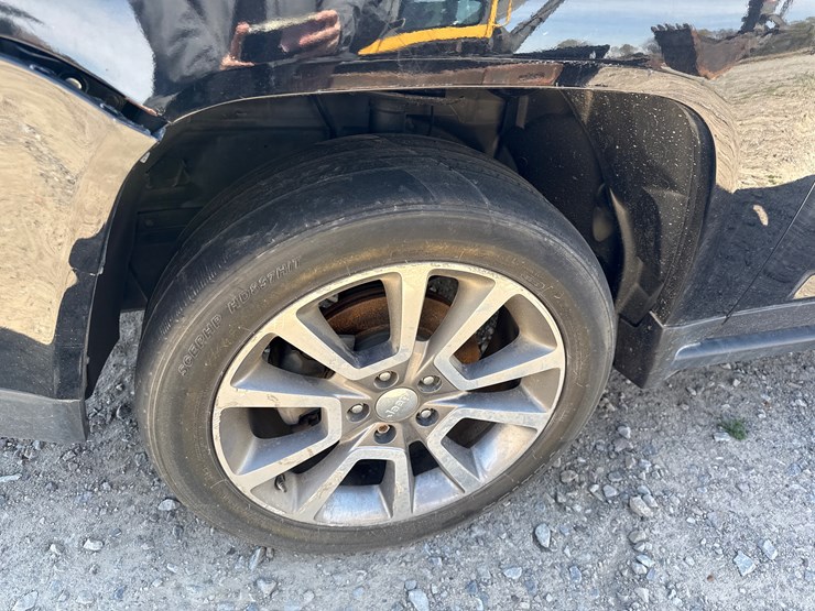 2016-jeep-compass-image-15