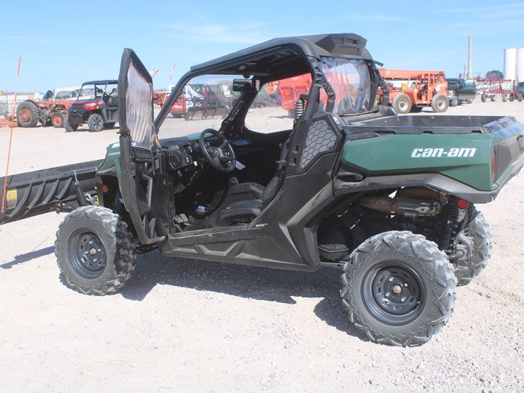 #1079-•-2022-can-am-commander-1000-with-cab-image-55
