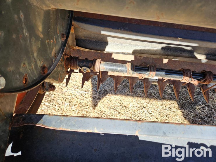 hesston-1160-image-16