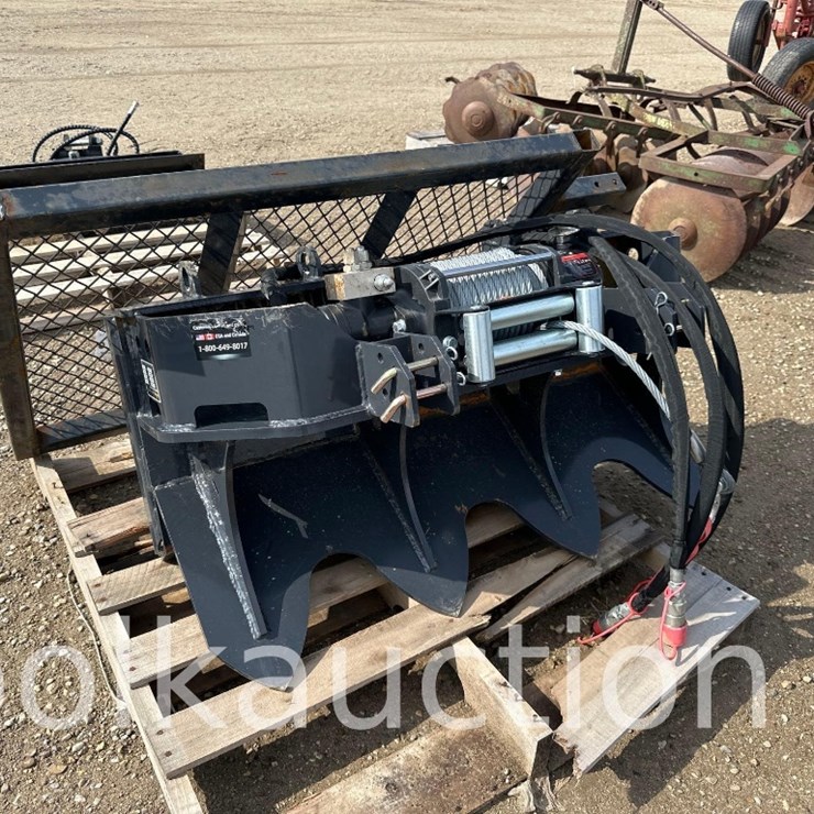 15,000# HYD WINCH - HOSES BROKEN - AS IS