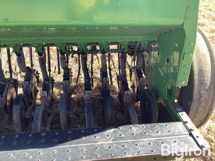 john-deere-8300-image-17