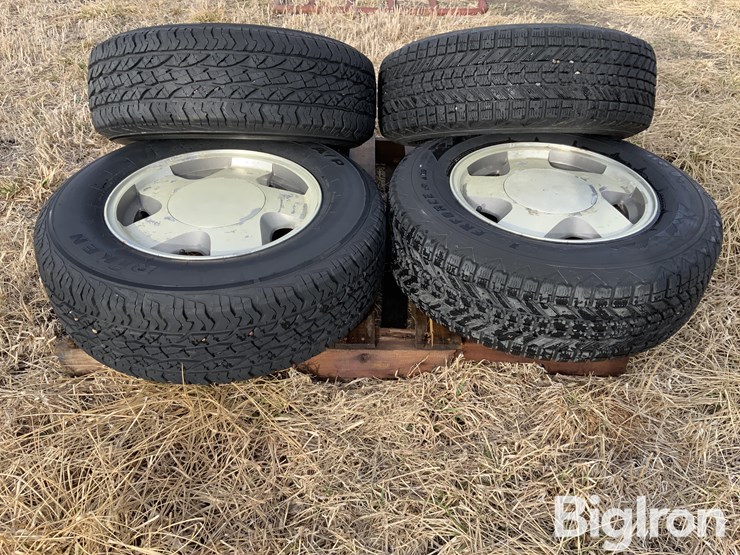 chevrolet-suburban-image-6