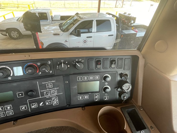 2010-john-deere-9430-image-39