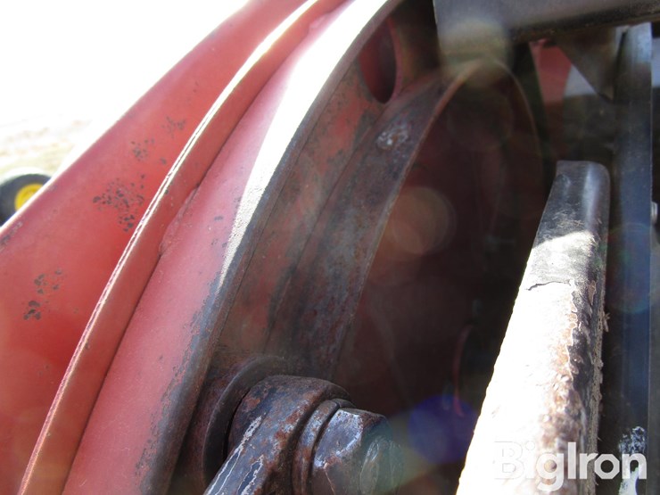 hesston-1160-image-17