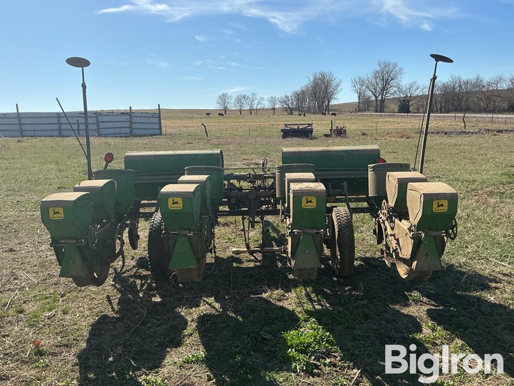 john-deere-1240-image-6