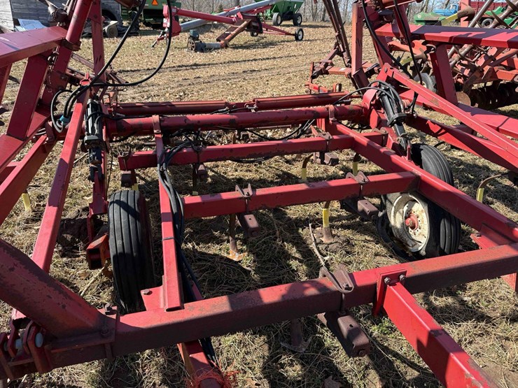case-ih-4600-image-12