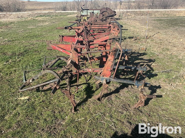 34-261-front-mount-field-cultivator-image-8