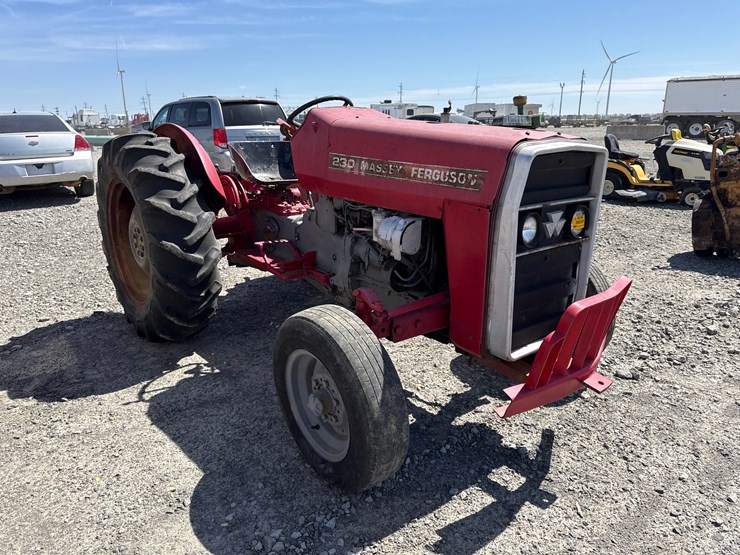 massey-ferguson-230-image-2