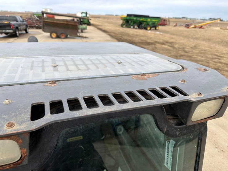 2018-new-holland-l234-image-33