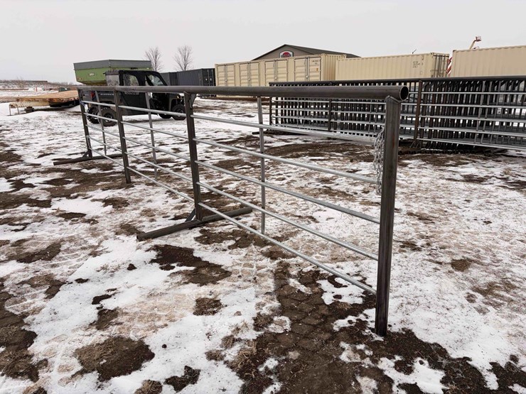 free-standing-panel-image-4