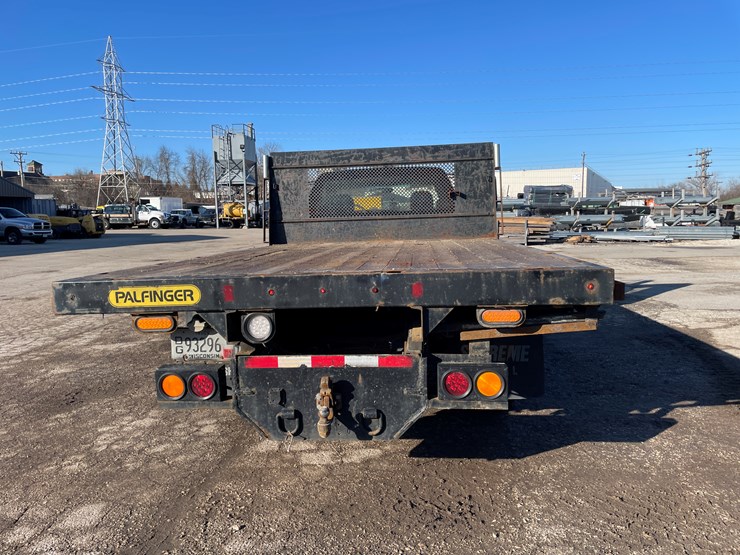 2005-chevrolet-3500-image-6