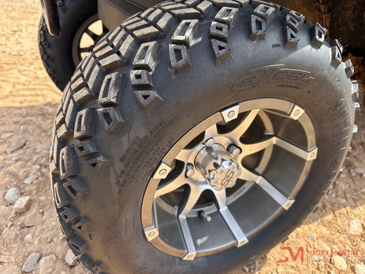 ez-go4-seater-gas-powered-golf-cart-image-6