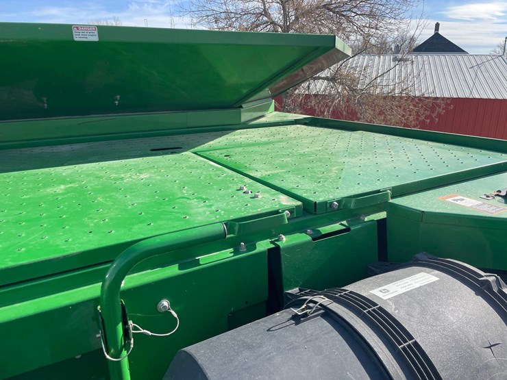 2007-john-deere-9560-sts-image-94