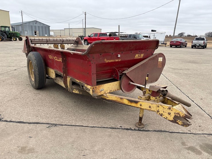 new-holland-516-image-2