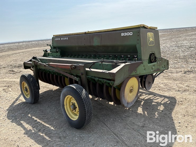 john-deere-9300-image-5