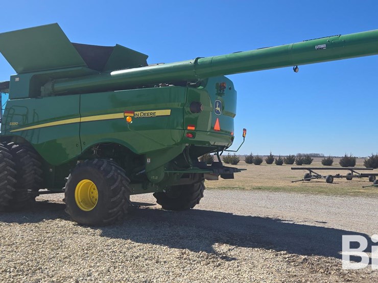 2013-john-deere-s680-image-7