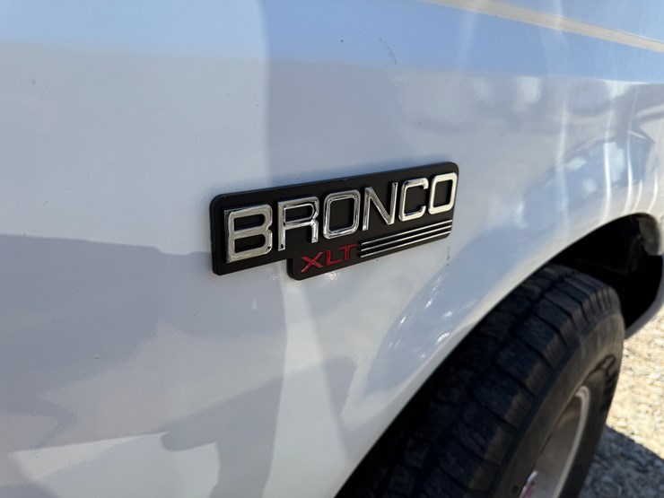 1988-ford-bronco-image-21