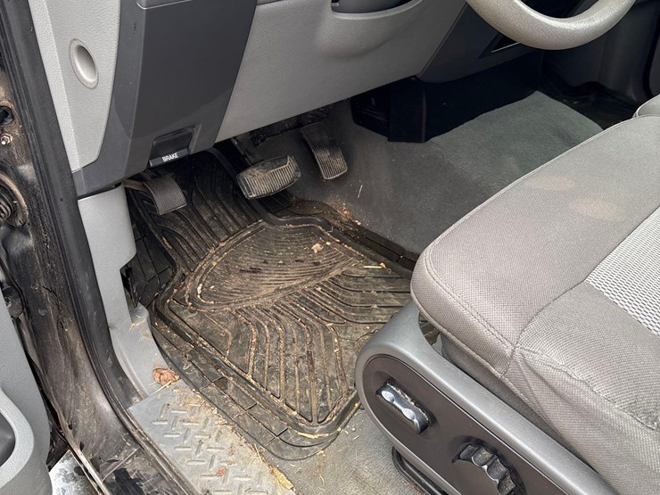 2006-ford-f150-xlt-image-34