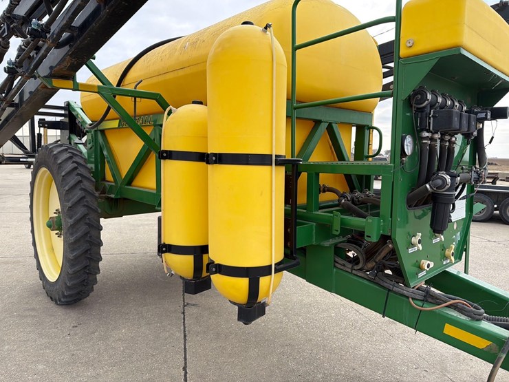 redball-570-image-17