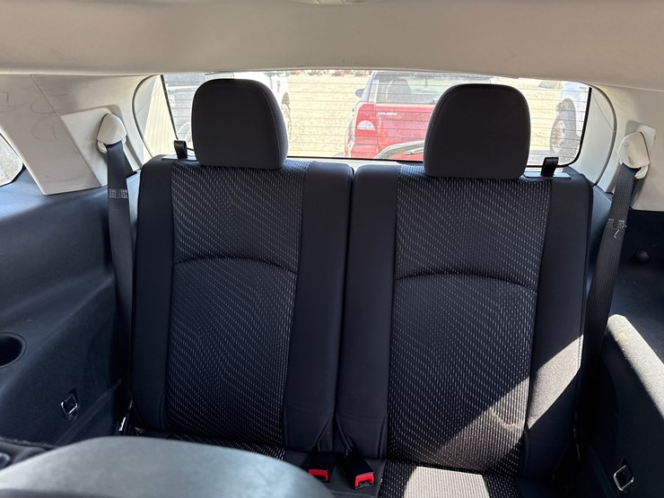 2012-dodge-journey-image-30