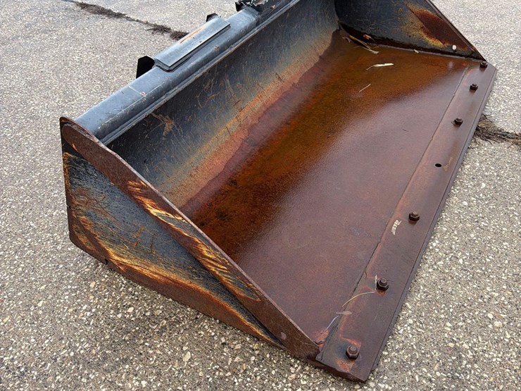 john-deere-72-image-9