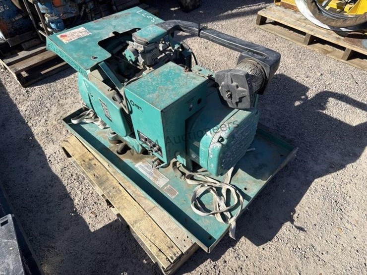 onan-4.0-bfa-generator-image-3