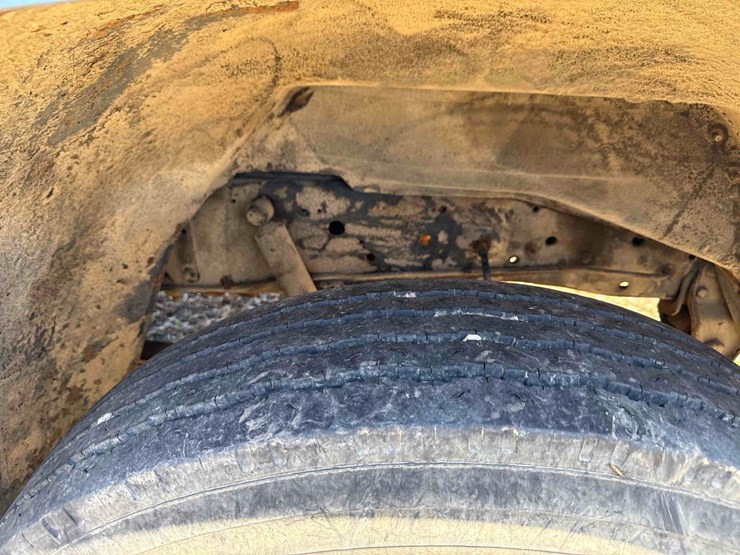 1977-chevrolet-custom-deluxe-image-22