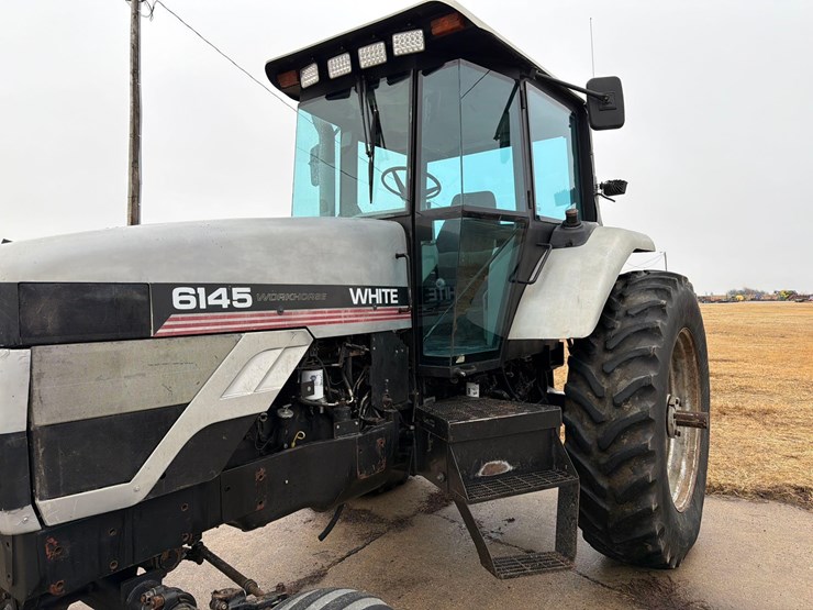 agco-white-6145-image-21