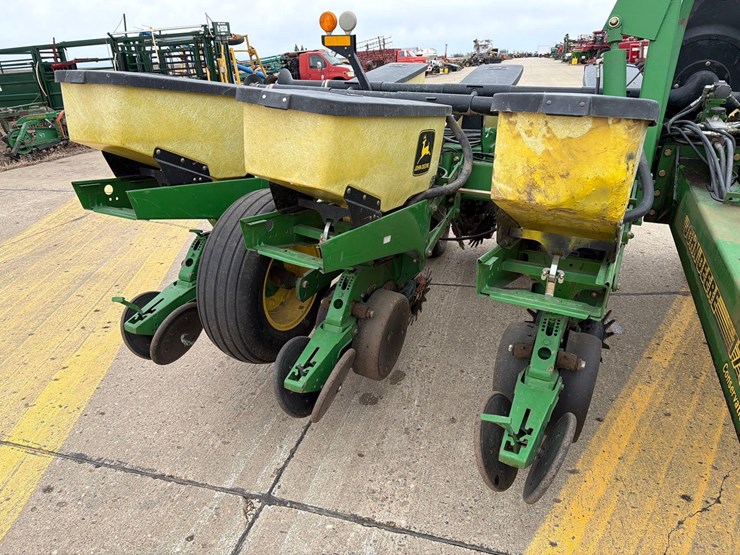 john-deere-1760-image-18