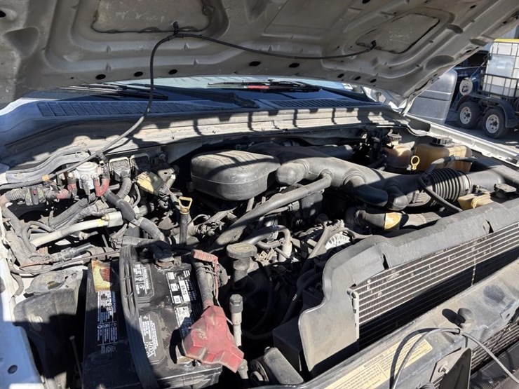 2010-ford-f450-image-9