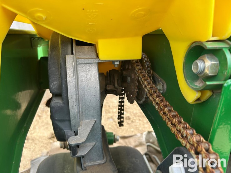 john-deere-12-image-20