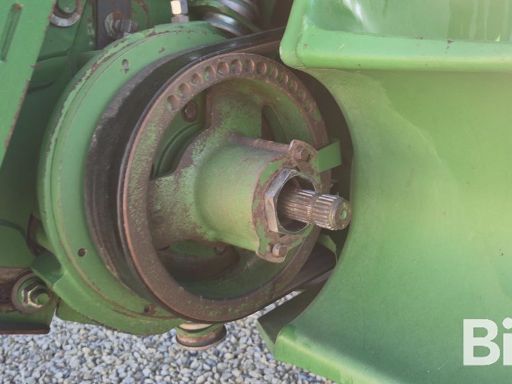 2013-john-deere-s680-image-18