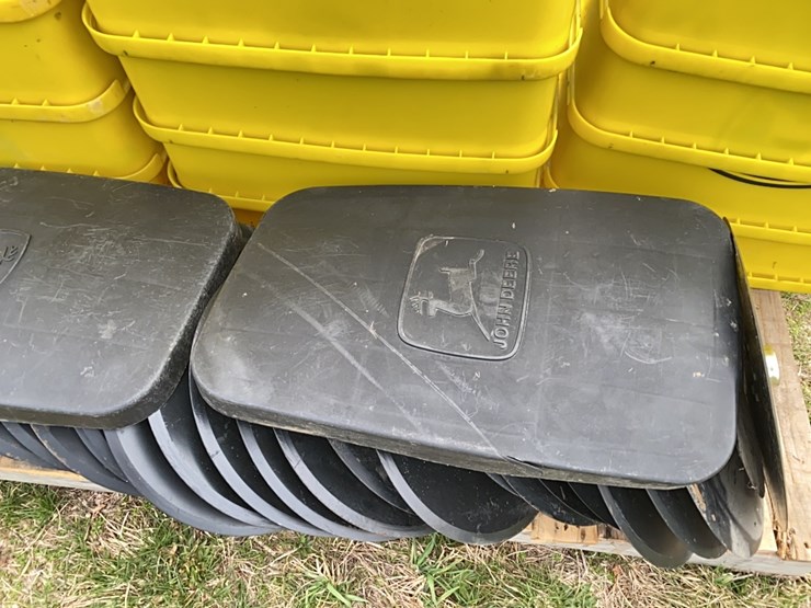 john-deere-14-image-5