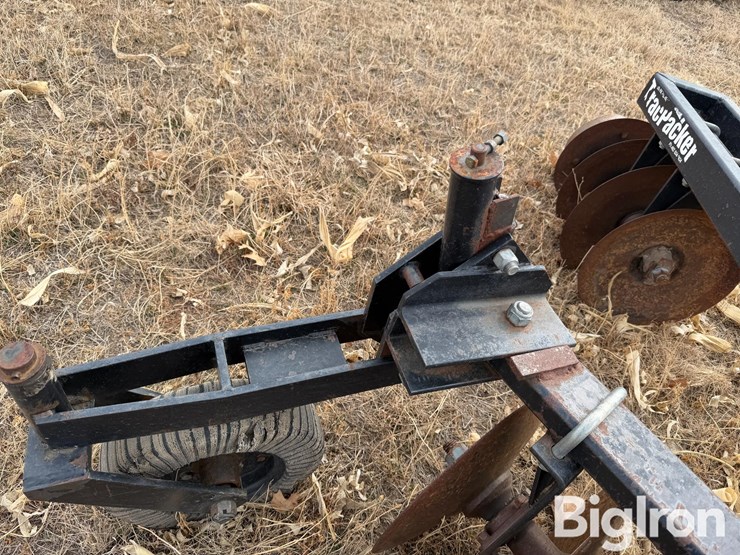 trac-packer-pivot-track-closer-image-10