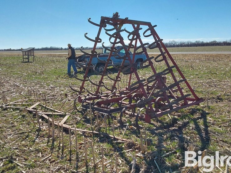 international-22-image-6