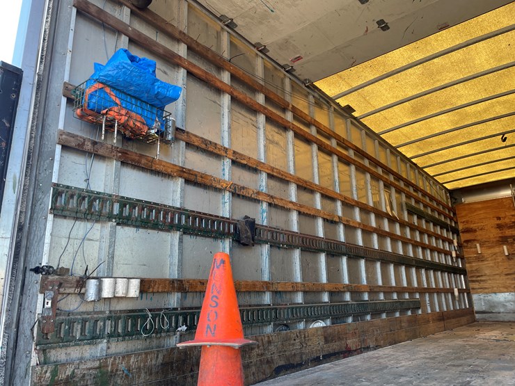 2006-caterpillar-c7-image-38