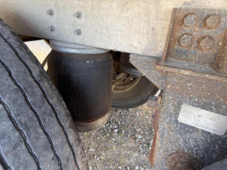 2015-timpte-hopper-bottom-image-19