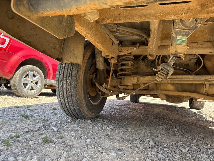 #5349-•-inop-2005-chevrolet-avalanche-pickup-3gnec12z25g286152-image-12