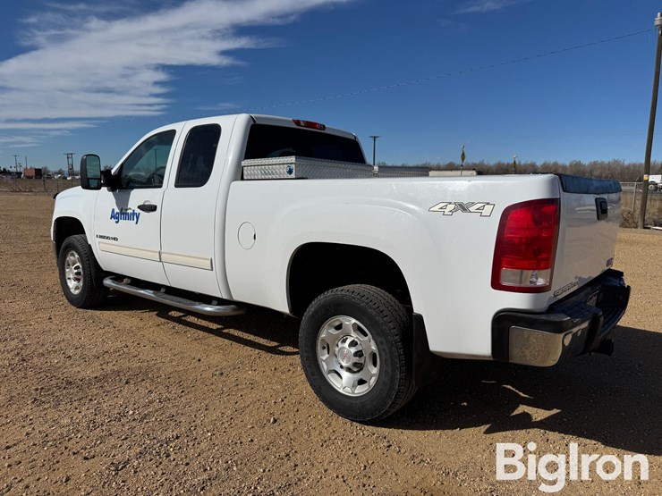 2007-gmc-sierra-2500-image-7