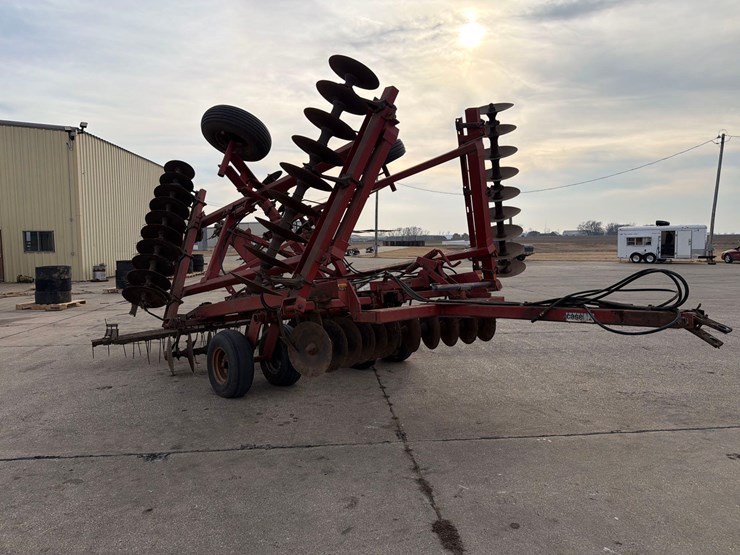 international-496-image-2