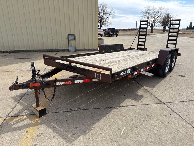 2006-dressen-80”-x-18ft-bumper-hitch-flatbed-trailer-image-1