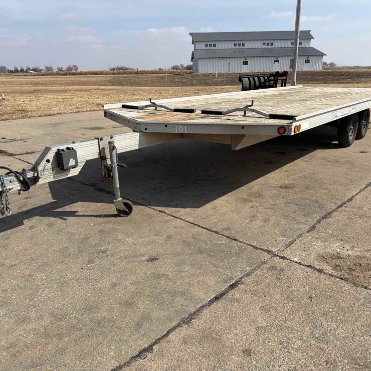 2005 Newman 100” x 22ft Snowmobile Trailer