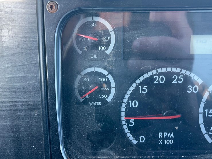 2004-caterpillar-c12-image-82