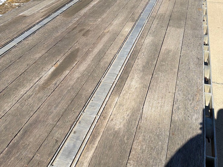 2003-chaparrel-102”-x-48ft-semi-flatbed-trailer-image-37