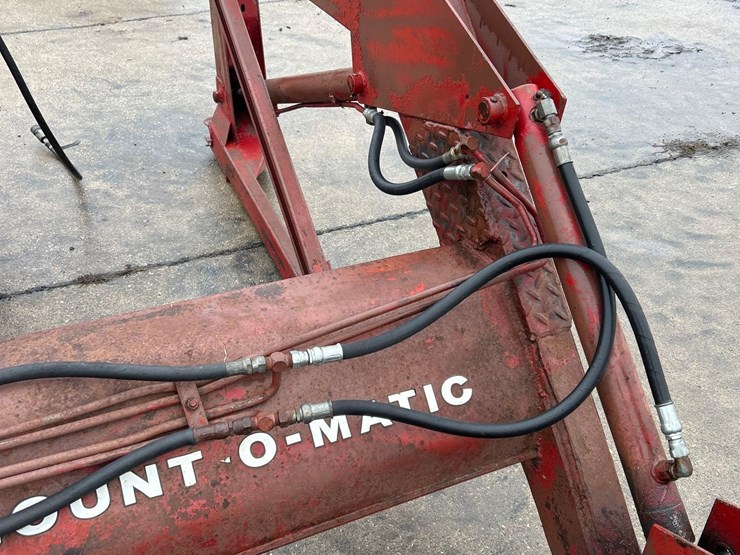 international-2250-image-13