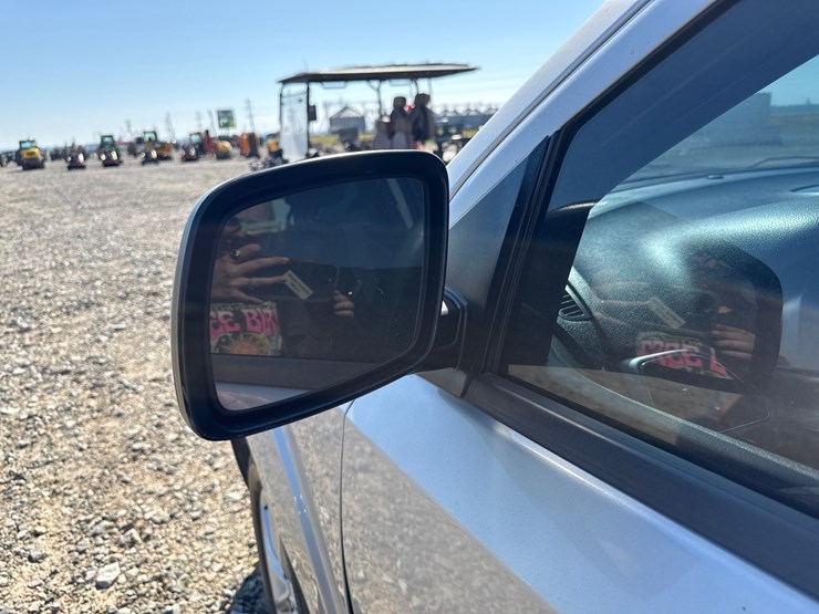 2013-dodge-journey-image-23