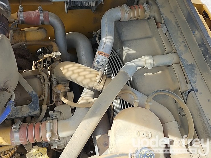 deere-160g-lc-image-17