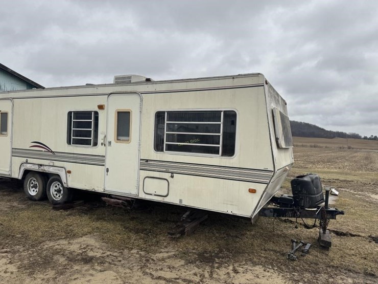 1998-dutchman-classic-gl-camper-image-2