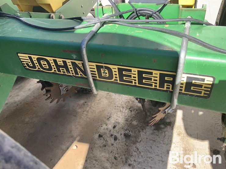 john-deere-1700-image-20